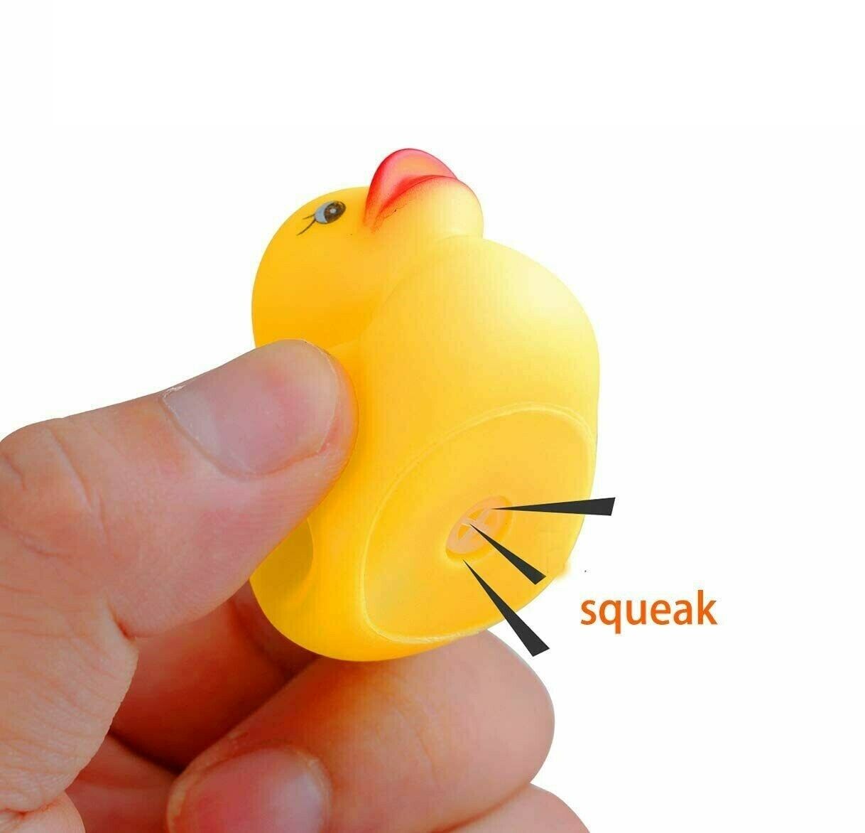 4pcs/Set Vinyl Cute Lovely Mummy Baby Squeaky Ducks Bath Toy